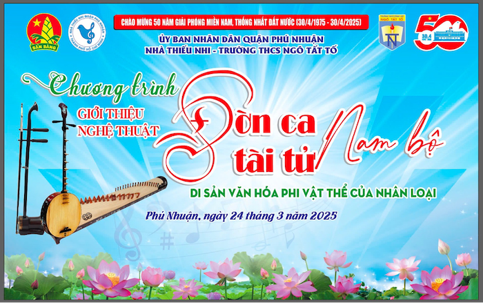 Sinh viên Khoa quản lý văn hoá, nghệ thuật trải nghiệm chương trình nghệ thuật đờn ca tài tử Nam Bộ trong kỳ thực tập