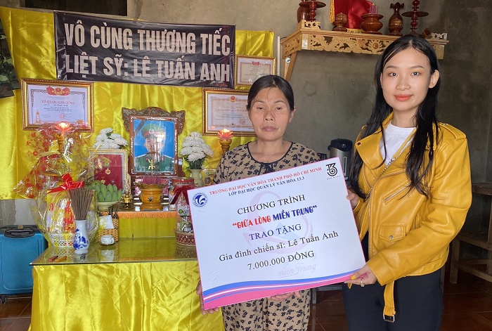 NẮNG, MƯA PHÙN, GIÓ RÉT và MÓN QUÀ ý nghĩa, kịp thời từ chương trình “Giữa lòng miền Trung”