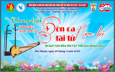 Sinh viên Khoa quản lý văn hoá, nghệ thuật trải nghiệm chương trình nghệ thuật đờn ca tài tử Nam Bộ trong kỳ thực tập